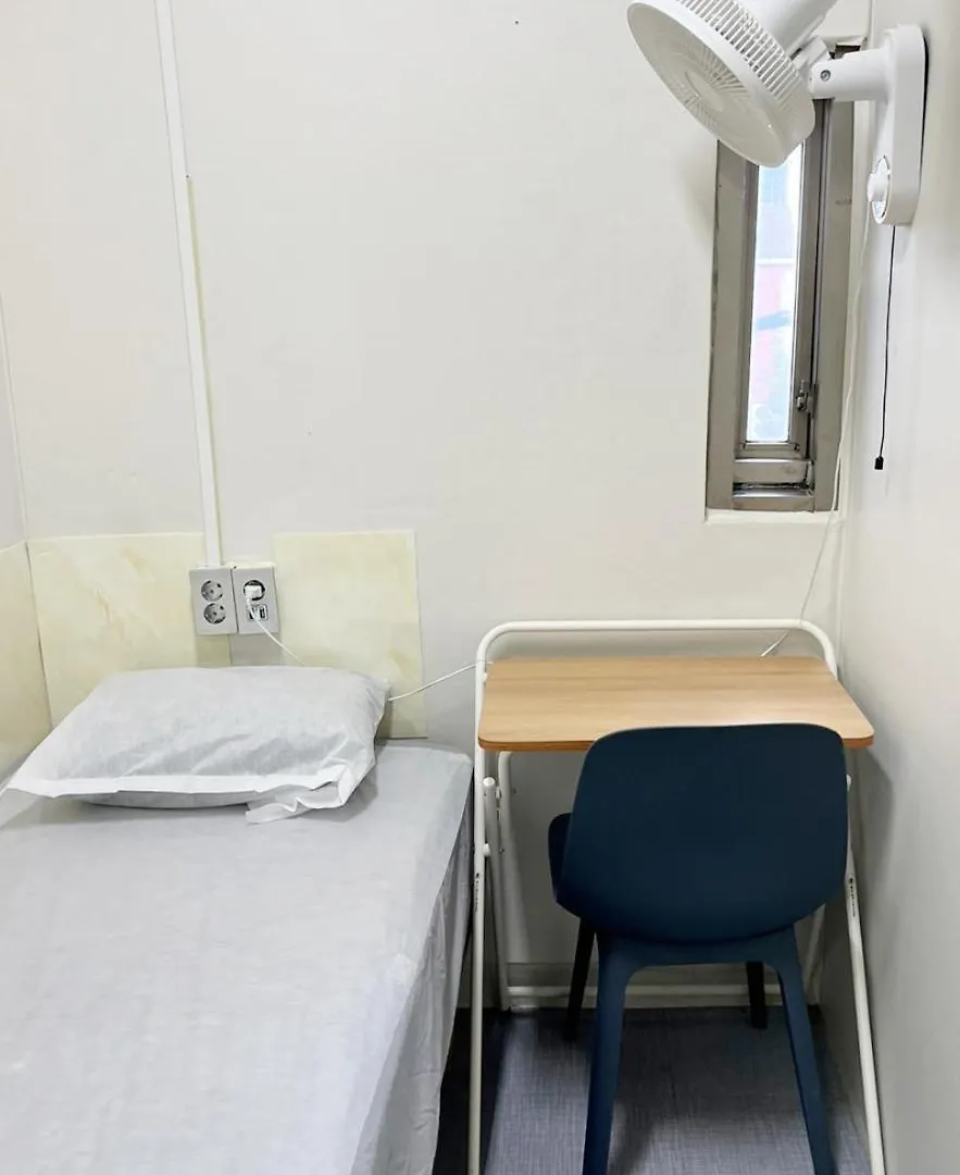 فندق Cozybed-225 - Male Only سيول 0*,  كوريا الجنوبية